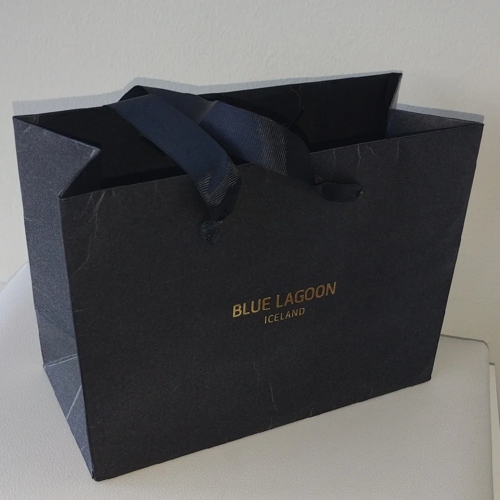Blue Lagoon Iceland Gift Bag - Picture 6 of 9